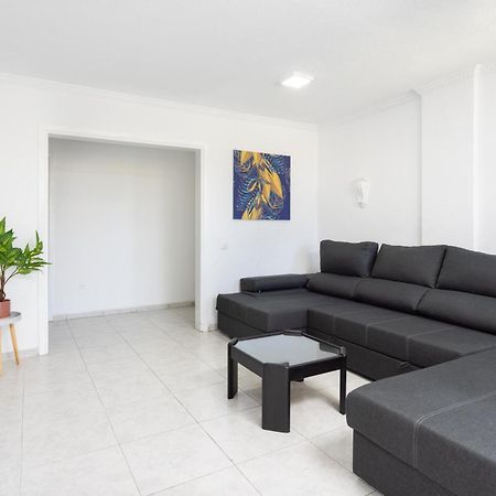 Classbnb - Three Spacious Apartments 150M From The Las Americas Promenade Arona  Exterior photo