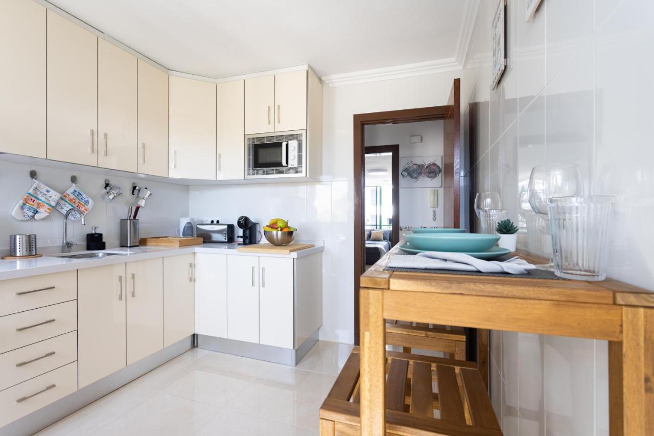 Classbnb - Three Spacious Apartments 150M From The Las Americas Promenade Arona  Exterior photo